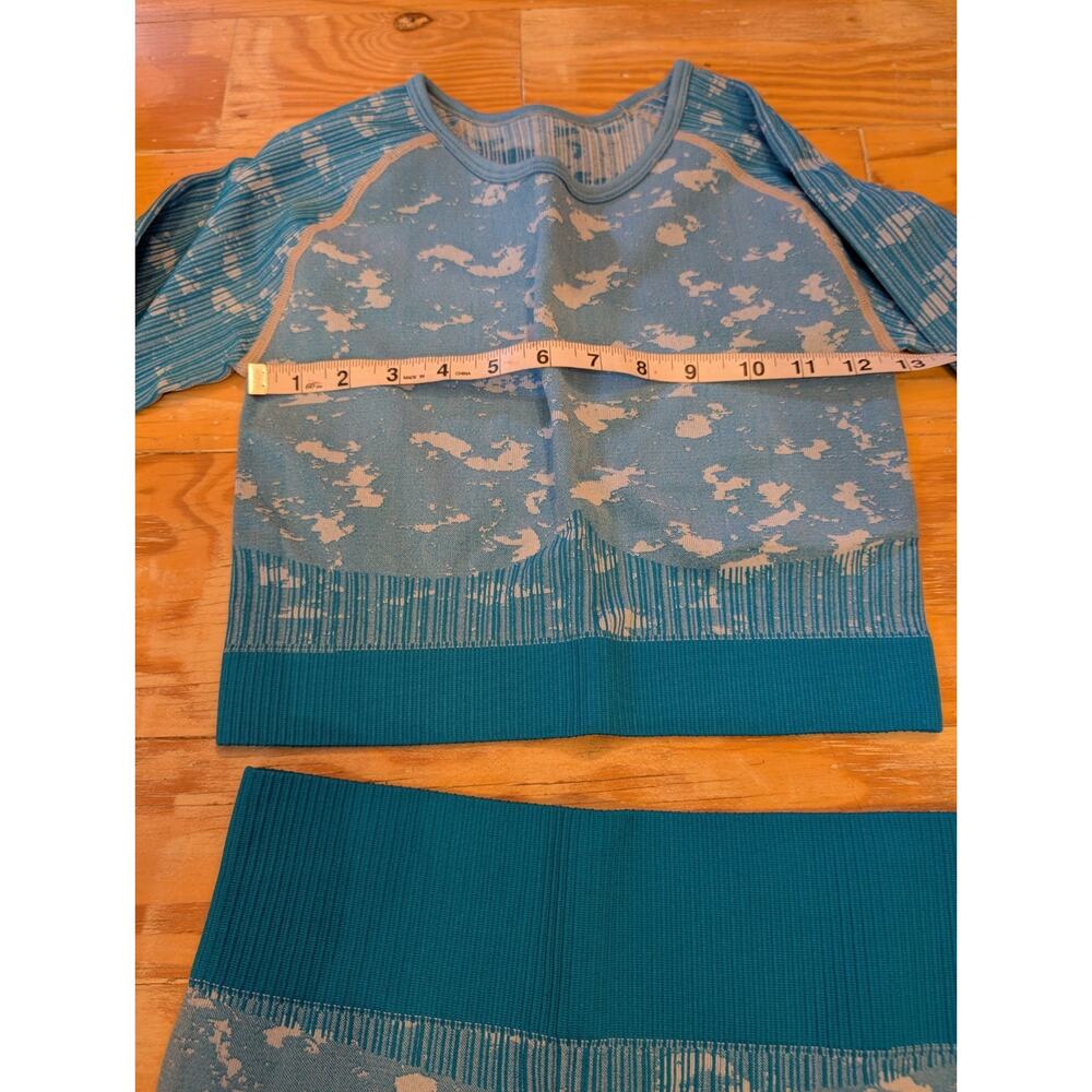 Women's Small Athletic Pant & Top Set Blue/White Cloud Look Print NWOT